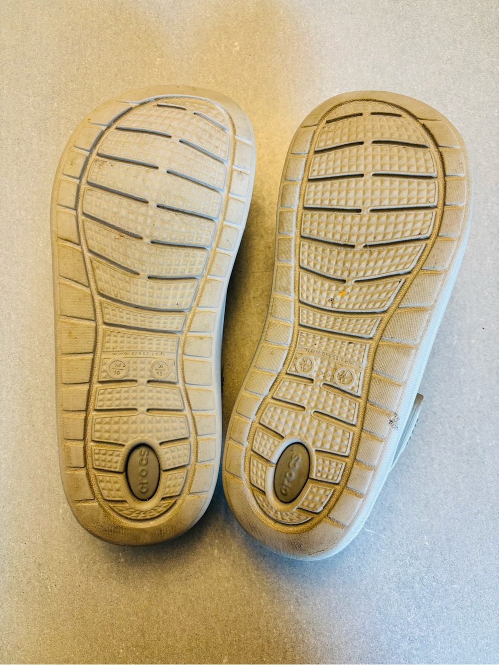 CROCS - Picture 3 of 3